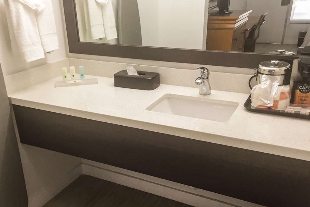 Quality Inn University North I-75 Гейнсвилл Номер фото