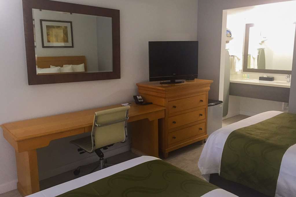 Quality Inn University North I-75 Гейнсвилл Номер фото