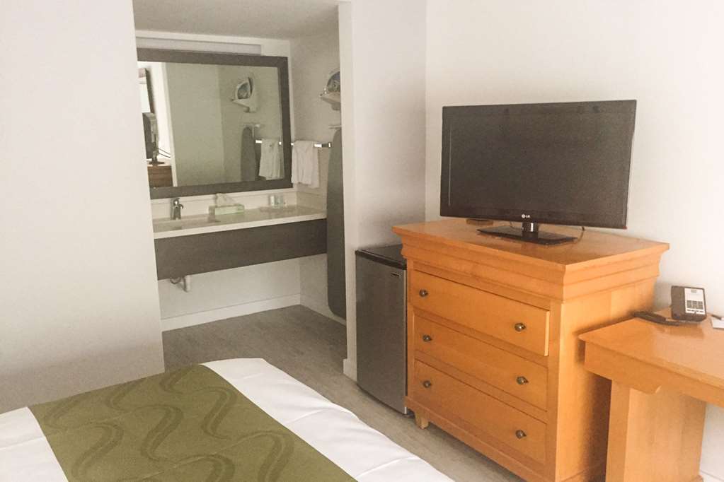 Quality Inn University North I-75 Гейнсвилл Номер фото